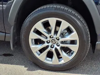 Toyota RAV4 2024 XLE Premium 4dr SUV