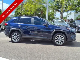 Toyota RAV4 2024 XLE Premium 4dr SUV