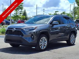 Toyota RAV4 2023 XLE Premium 4dr SUV