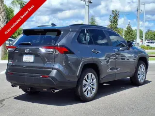 Toyota RAV4 2023 XLE Premium 4dr SUV