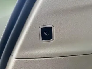 Chrysler Pacifica 2017 Limited 4dr Mini-Van