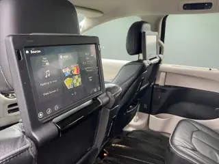 Chrysler Pacifica 2017 Limited 4dr Mini-Van