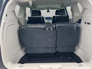 Chrysler Pacifica 2017 Limited 4dr Mini-Van