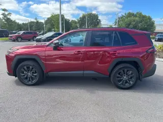 Toyota RAV4 2026 XLE Premium 4dr SUV