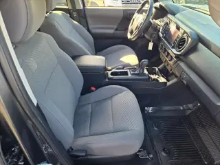 Toyota Tacoma 2023 4x4 SR V6 4p Doble Cab 5.0 ft CB