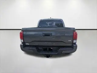 Toyota Tacoma 2022 4x2 SR5 V6 4p Doble Cab 5.0 ft CB