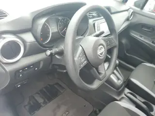 Nissan Versa 2025 S Sedán 4 puertas CVT
