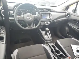 Nissan Versa 2025 S Sedán 4 puertas CVT