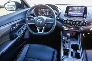 Nissan Sentra 2023 SR Sedán 4 puertas