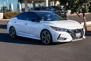 Nissan Sentra 2023 SR Sedán 4 puertas