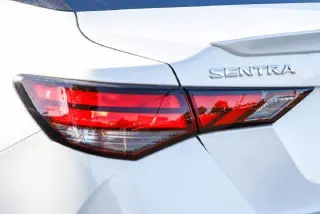 Nissan Sentra 2023 SR Sedán 4 puertas