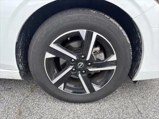 Nissan Sentra 2024 SV 4p Sedana