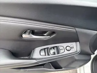 Nissan Sentra 2024 SV 4p Sedana