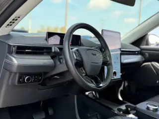 Ford Mustang Mach-E 2023 AWD Premium 4p SUV