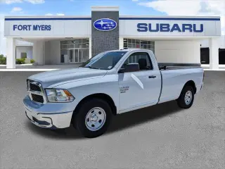 Ram 1500 Clásico 2022 4x2 Tradesman 2p Puerta Regular Cab 8 ft. LB Pickup