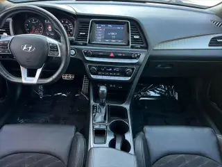 Hyundai SONATA 2019 Sport 4dr Sedán
