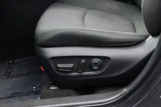 Toyota RAV4 2023 AWD XLE 4dr SUV
