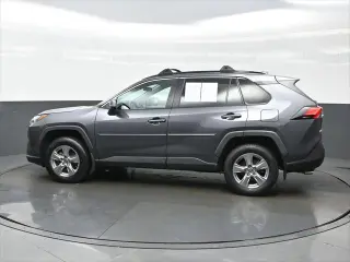Toyota RAV4 2023 AWD XLE 4dr SUV