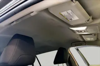 Toyota RAV4 2025 4x4 XLE 4p SUV