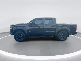 Nissan Frontier 2022 4x4 PRO-4X 4dr Crew Cab 5 ft. SB