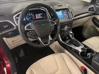 Ford Edge 2017 AWD Titanium 4dr Crossover