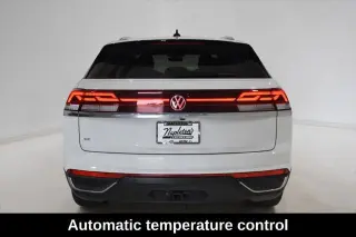 Volkswagen Atlas Cross Sport 2025 SE 4dr SUV con Tecnología