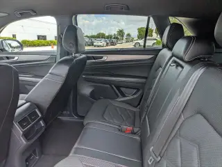 Volkswagen Atlas Cross Sport 2025 AWD SE 4Motion 4dr SUV con Tecnología