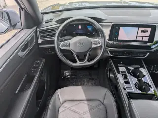 Volkswagen Atlas Cross Sport 2025 AWD SE 4Motion 4dr SUV con Tecnología