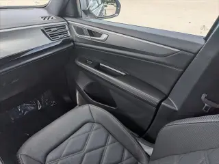 Volkswagen Atlas Cross Sport 2025 AWD SE 4Motion 4dr SUV con Tecnología