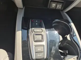 Honda Pilot 2020 AWD Touring SUV de 4 puertas con asientos traseros de mando