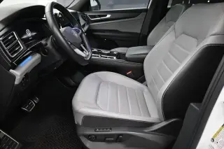 Volkswagen Atlas Cross Sport 2024 AWD SEL R-Line 4Motion 4dr SUV