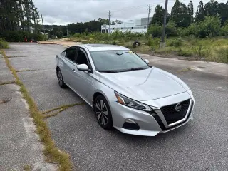 Nissan Altima 2021 2.5 SV 4dr Sedán