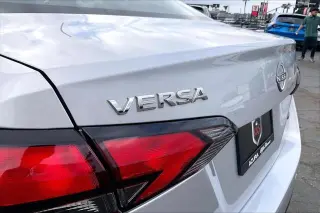Nissan Versa 2024 S 4dr Sedan CVT