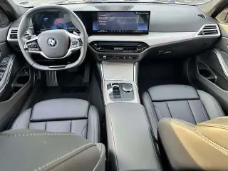 BMW Serie 3 2026 AWD 330i xDrive Sedén 4p