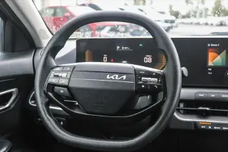 Kia K4 2025 LXS 4p Sedan
