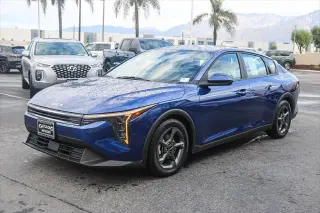Kia K4 2025 LXS 4p Sedan