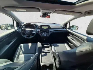 Honda Odyssey 2022 Touring 4dr Mini-Van