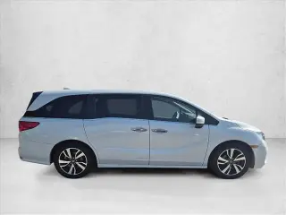 Honda Odyssey 2022 Touring 4dr Mini-Van