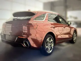 Genesis GV70 2025 AWD 2.5T Estándar 4p SUV