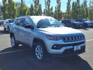 Jeep Compass 2024 4x4 Latitude 4p SUV