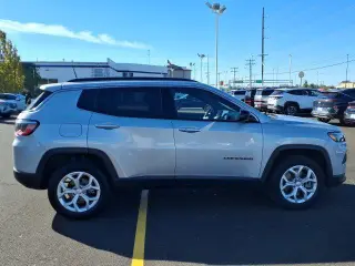 Jeep Compass 2024 4x4 Latitude 4p SUV