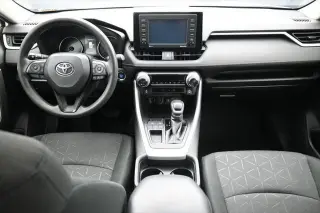 Toyota RAV4 2021 XLE 4dr SUV