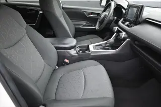 Toyota RAV4 2021 XLE 4dr SUV