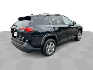 Toyota RAV4 2024 AWD XLE 4dr SUV