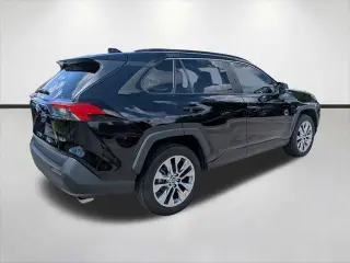 Toyota RAV4 2020 XLE Premium 4p SUV
