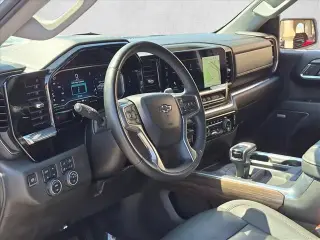Chevrolet Silverado 1500 2024 4x4 RST 4dr Crew Cab 5.8 ft. SB