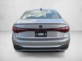 Volkswagen Jetta 2025 SE 4dr Sedan