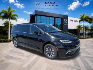 Chrysler Pacifica Plug-In Hybrid 2024 Select 4dr Mini-Van