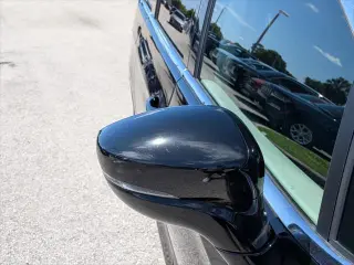 Chrysler Pacifica Plug-In Hybrid 2024 Select 4dr Mini-Van