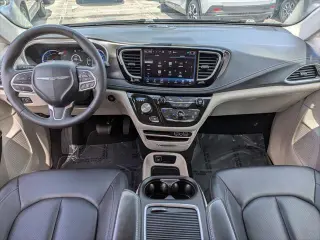 Chrysler Pacifica Hybrid enchufable 2024 Select 4dr Mini-Van